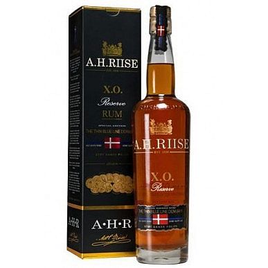 A.H. Riise Royal Danish Navy 20y 40% 0,7 l (karton)