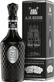 A.H. Riise Non Plus Ultra Black Edition 25y 42% 0,7 l (karton)