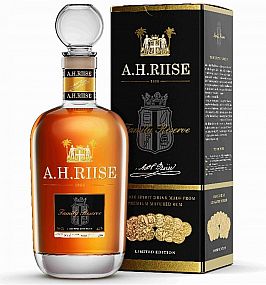 A.H. Riise Family Reserve 25y 42% 0,7 l (karton)